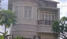 Đột nhập biệt thự “cuỗm” toàn bộ tiền, vàng mừng cưới